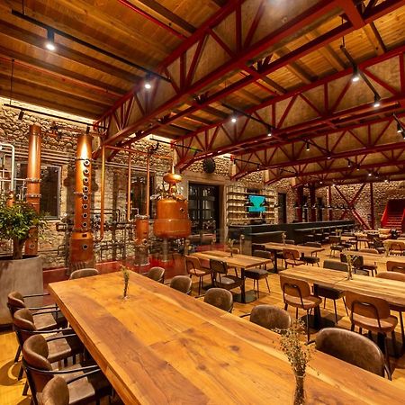 Melesin Distillery Leskovik エクステリア 写真