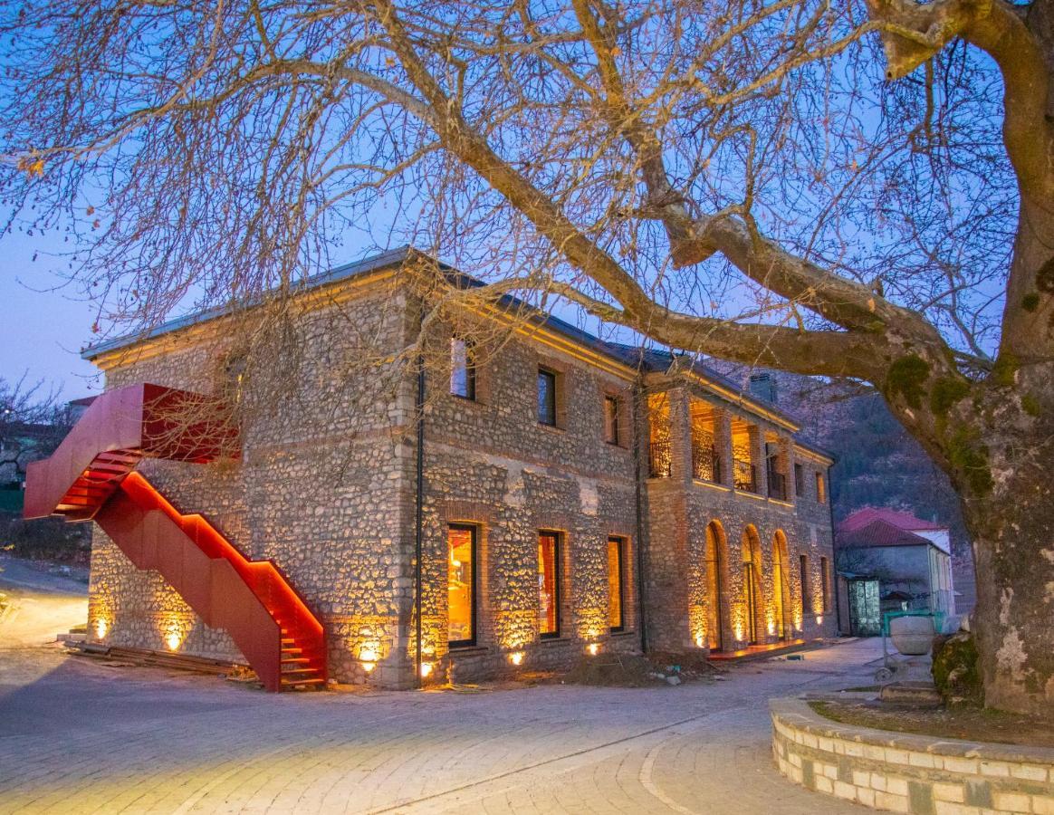 Melesin Distillery Leskovik エクステリア 写真